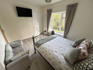 Photo 25- click for photo gallery